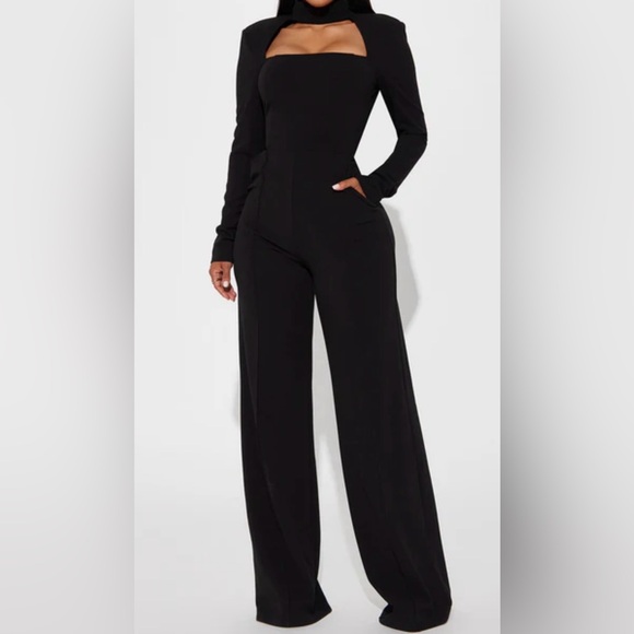 NWT FASHION NOVA Mock Neck Black Jumpsuit Sz Small - Picture 1 of 6
